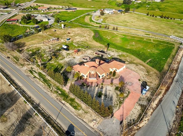 9446 Kern River, Bakersfield, CA 93308