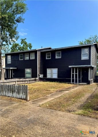 3001 E Rio Grande Street, Victoria, TX 77901