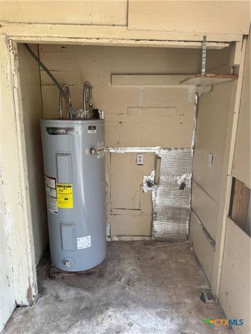 3001 E Rio Grande Street, Victoria, TX 77901