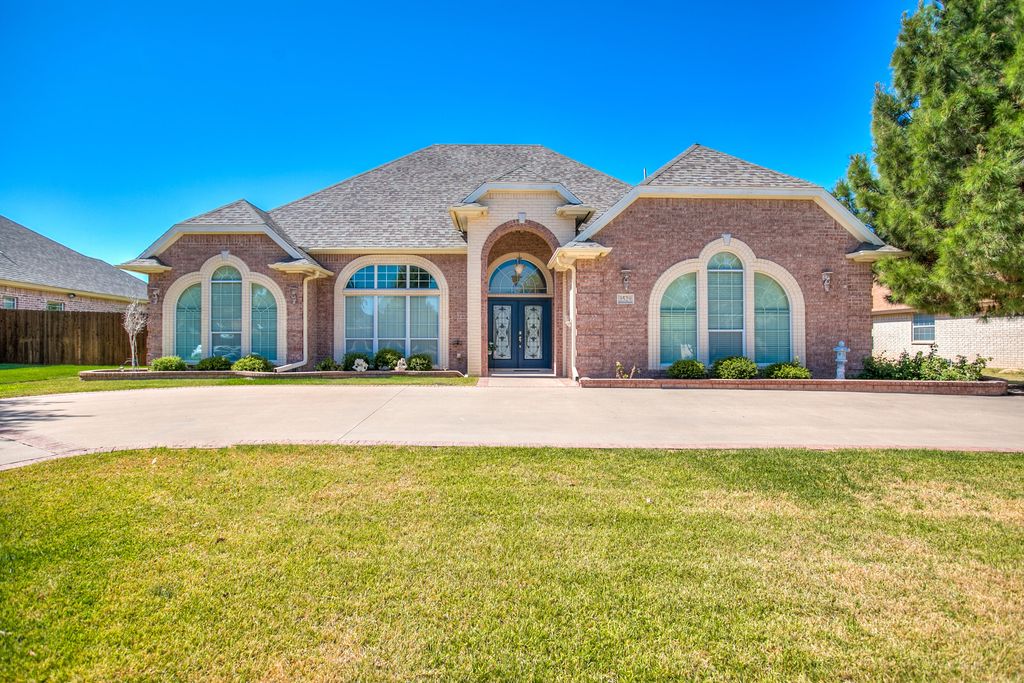Image 1 of property listing at 3529 Silver Spur Drive, San Angelo, TX 76904