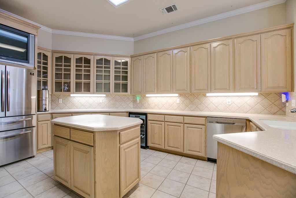 Image 5 of property listing at 3529 Silver Spur Drive, San Angelo, TX 76904