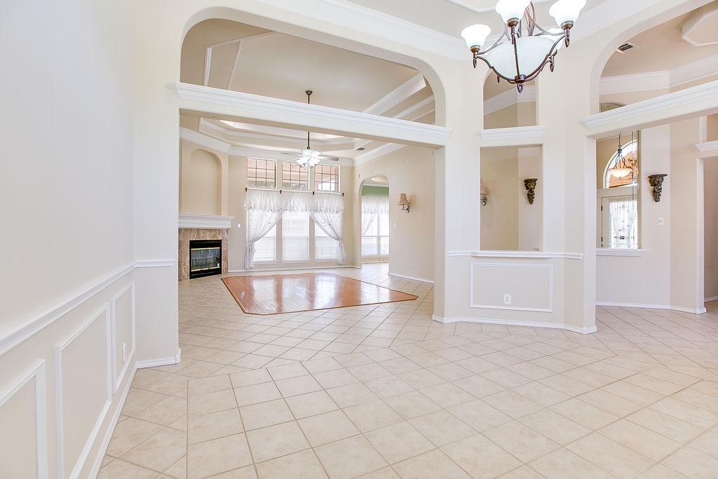 Image 9 of property listing at 3529 Silver Spur Drive, San Angelo, TX 76904