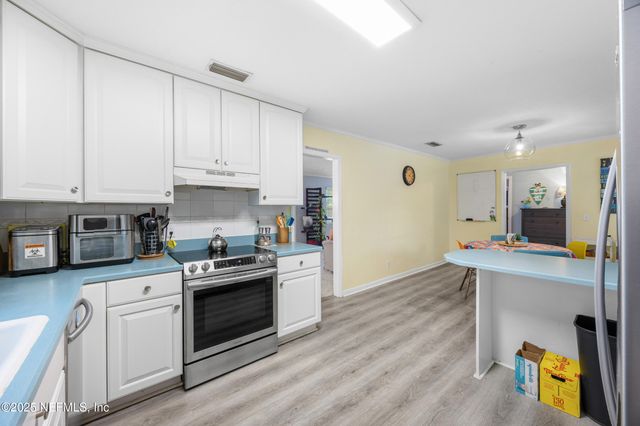 3008 MADRID Avenue E, Jacksonville, FL 32217
