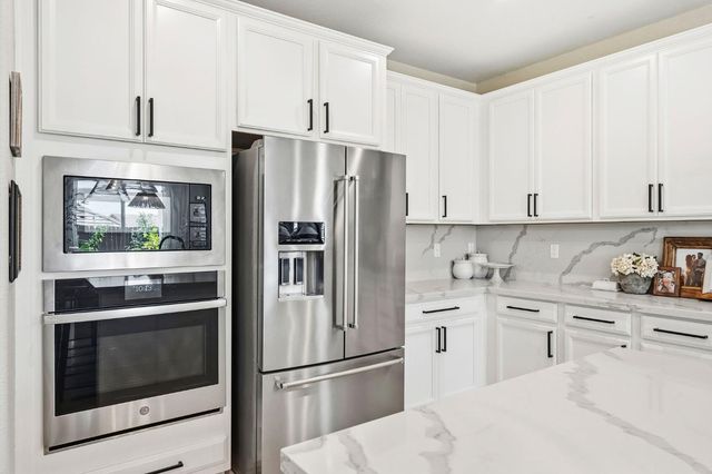 4305 Hydra Cir, Roseville, CA 95747