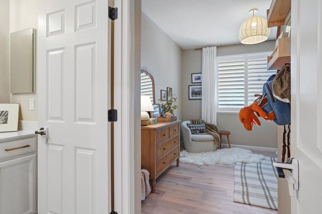4305 Hydra Cir, Roseville, CA 95747
