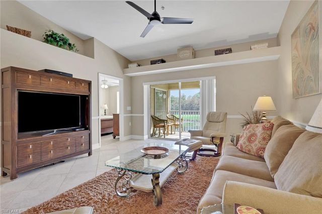 8640 Cedar Hammock CIR # 524, Naples, FL 34112