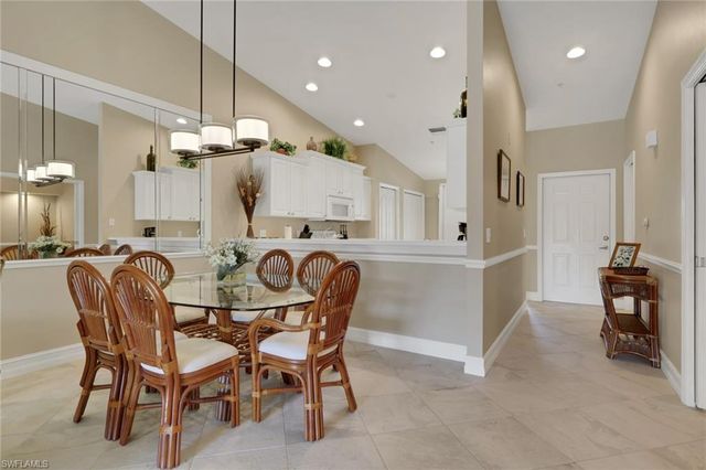 8640 Cedar Hammock CIR # 524, Naples, FL 34112