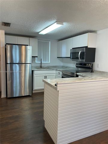 5650 W 26th Ct 207, Hialeah, FL 33016