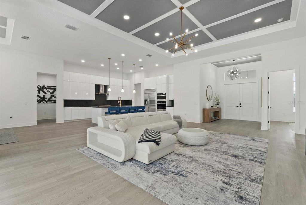 Image 15 of property listing at 8133 NEVIS RUN, Bradenton, FL 34202