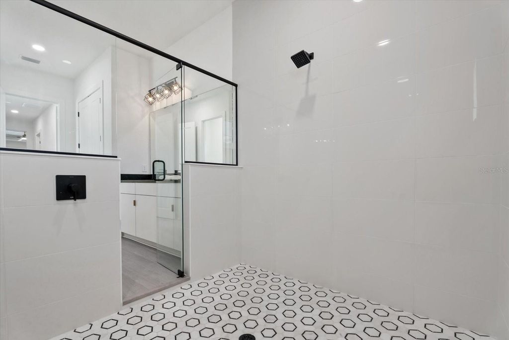 Image 31 of property listing at 8133 NEVIS RUN, Bradenton, FL 34202