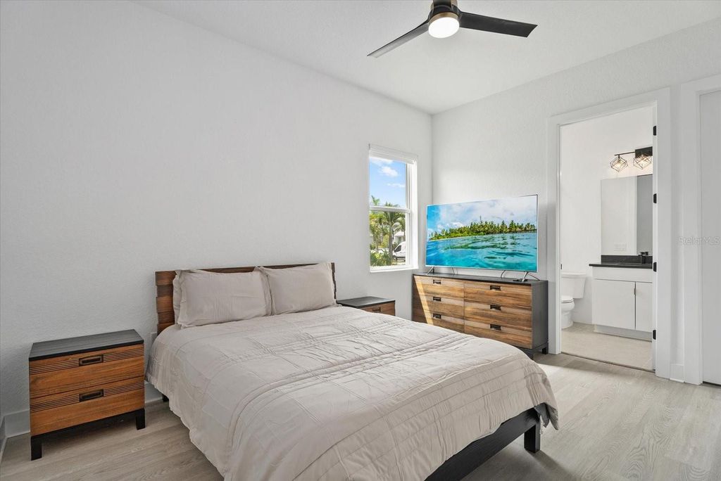 Image 35 of property listing at 8133 NEVIS RUN, Bradenton, FL 34202