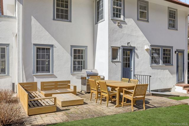 120 Brite Avenue, Scarsdale, NY 10583