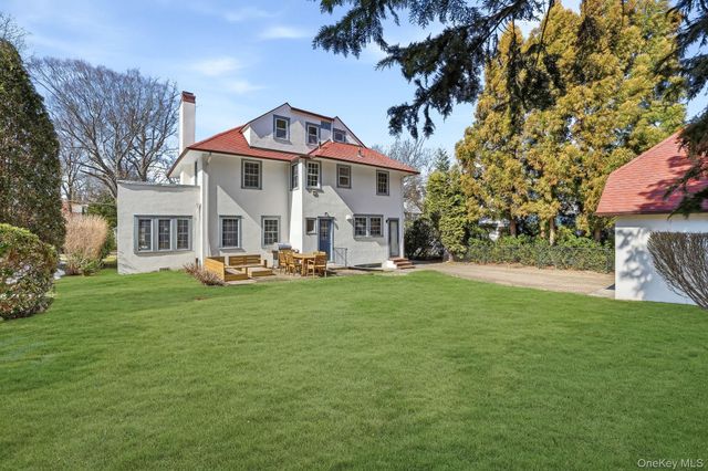 120 Brite Avenue, Scarsdale, NY 10583