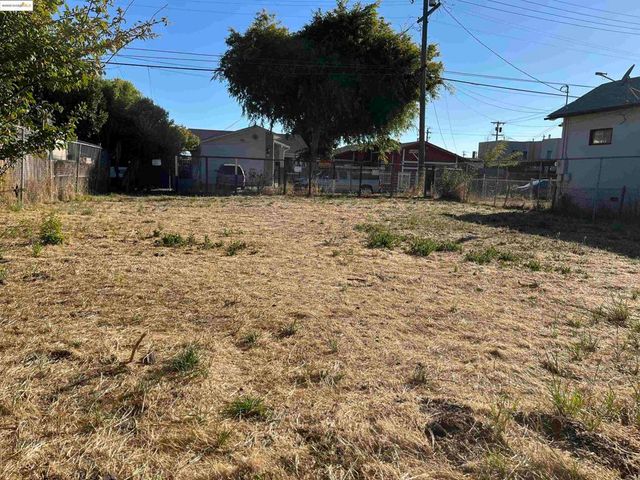 381 S 34Th St, Richmond, CA 94804