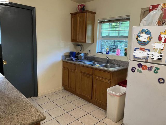 381 S 34Th St, Richmond, CA 94804