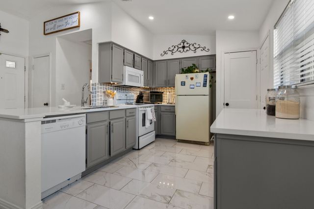 2116 Cottage Oak Lane, Colleyville, TX 76034