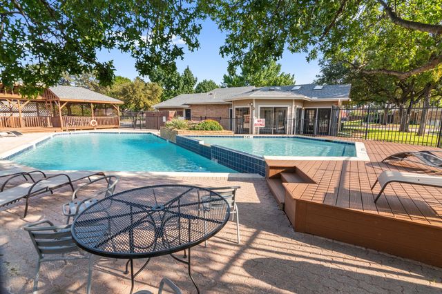 2116 Cottage Oak Lane, Colleyville, TX 76034