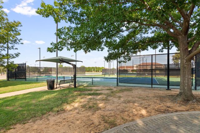 2116 Cottage Oak Lane, Colleyville, TX 76034