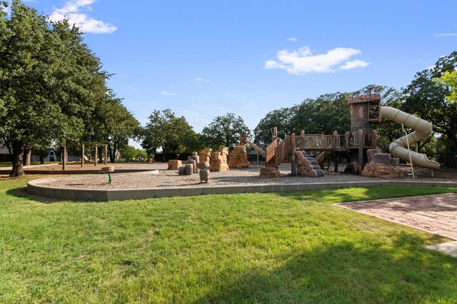 2116 Cottage Oak Lane, Colleyville, TX 76034