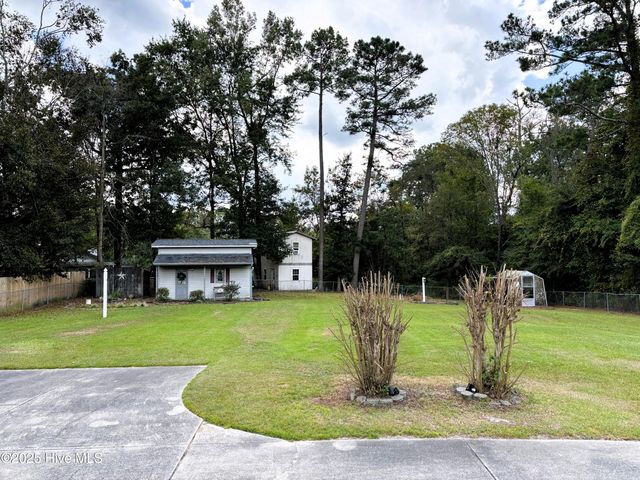 327 Southwest Drive, Jacksonville, NC 28540