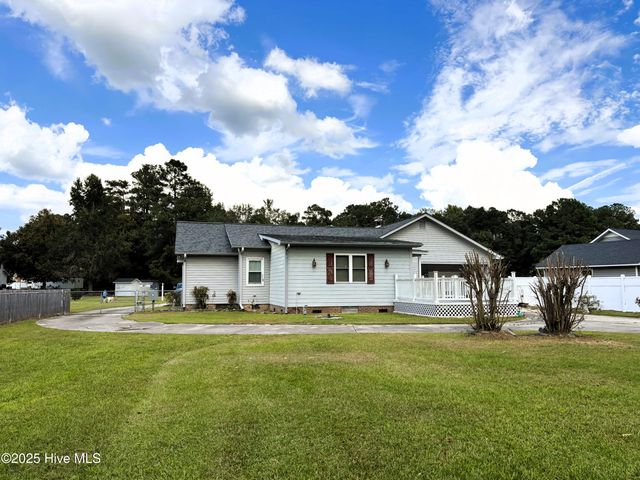 327 Southwest Drive, Jacksonville, NC 28540