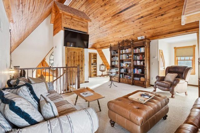 N11502 Nelson ROAD, Wausaukee, WI 54177