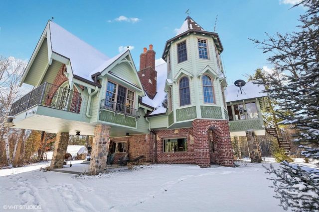 N11502 Nelson ROAD, Wausaukee, WI 54177