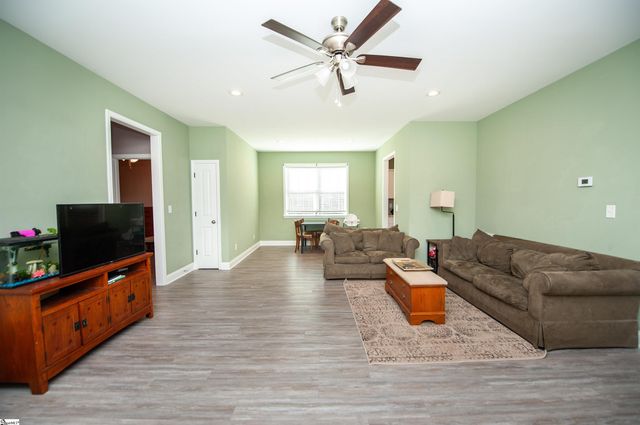 303 Saluda Street, Belton, SC 29627