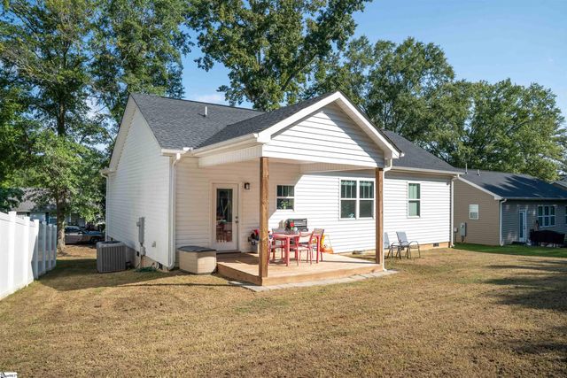 303 Saluda Street, Belton, SC 29627