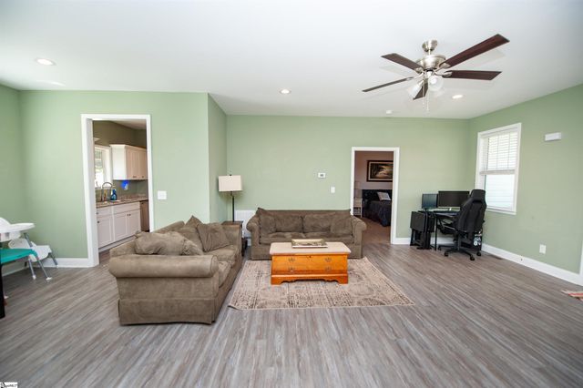 303 Saluda Street, Belton, SC 29627