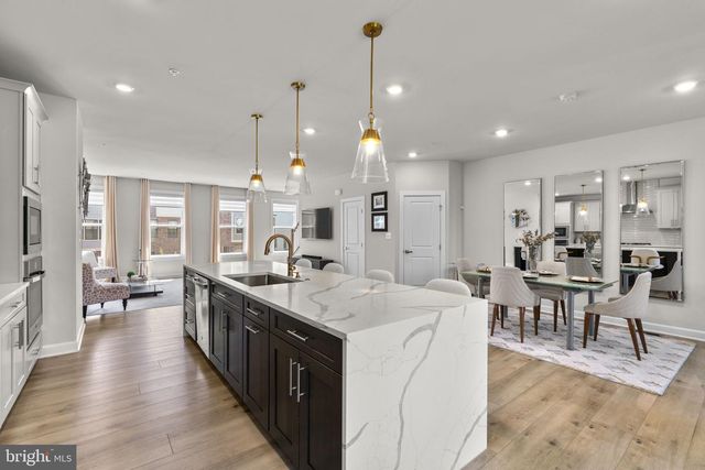 232 HICKORY HOLLOW CT, Cockeysville, MD 21030