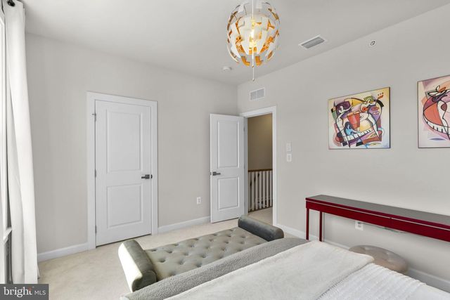 232 HICKORY HOLLOW CT, Cockeysville, MD 21030