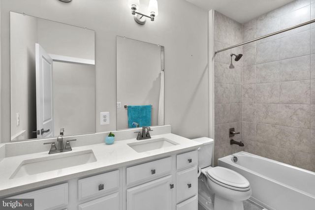 232 HICKORY HOLLOW CT, Cockeysville, MD 21030