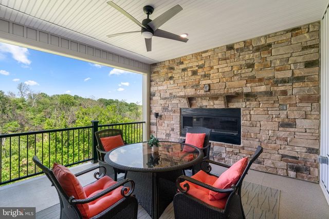232 HICKORY HOLLOW CT, Cockeysville, MD 21030