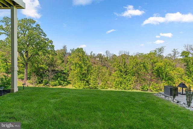 232 HICKORY HOLLOW CT, Cockeysville, MD 21030