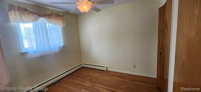6556 Drexel Street, Dearborn Heights, MI 48127