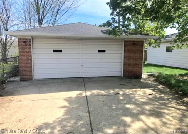 6556 Drexel Street, Dearborn Heights, MI 48127