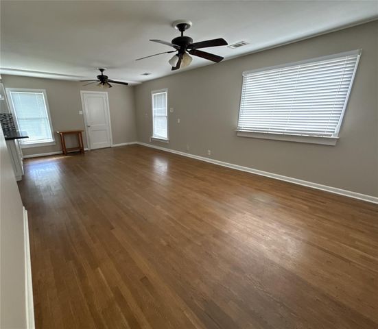 1041 Rosemont ST, Austin, TX 78723