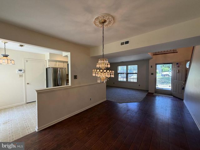 29 ARGYLE AVE, Blackwood, NJ 08012