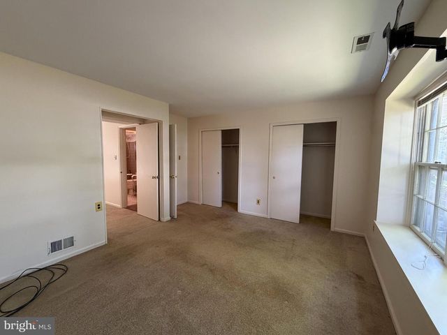 29 ARGYLE AVE, Blackwood, NJ 08012