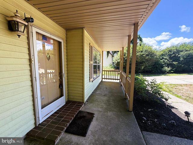 29 ARGYLE AVE, Blackwood, NJ 08012