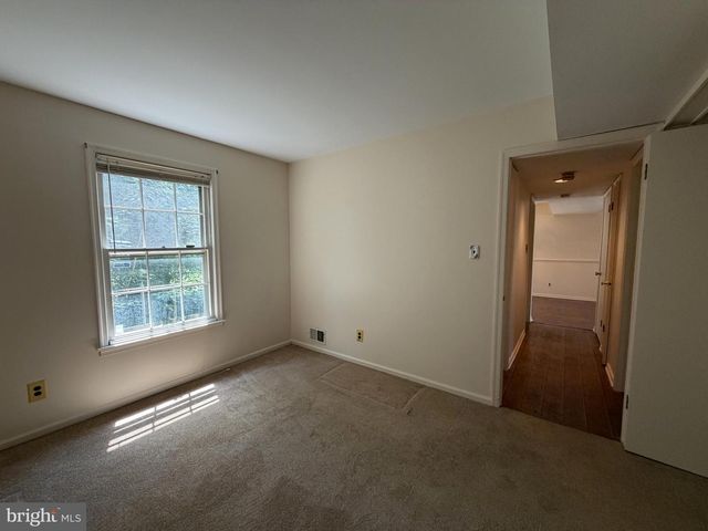 29 ARGYLE AVE, Blackwood, NJ 08012
