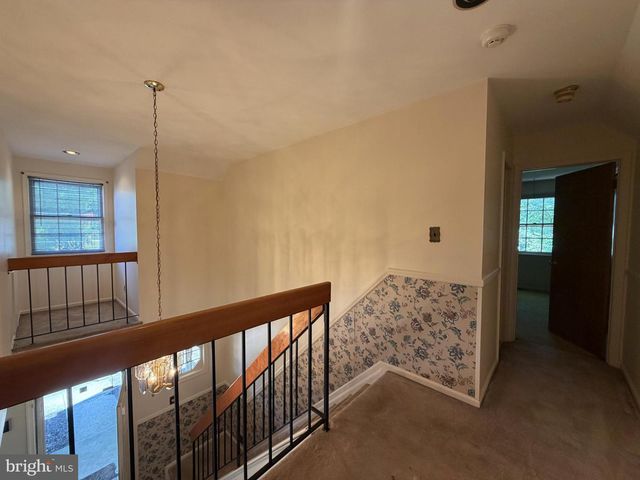29 ARGYLE AVE, Blackwood, NJ 08012