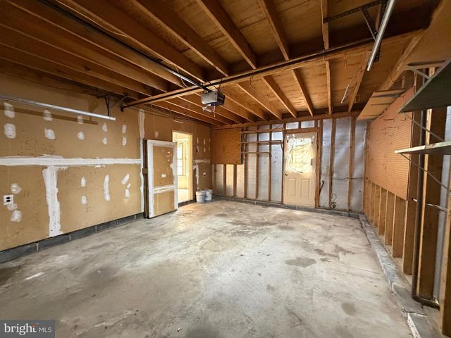 29 ARGYLE AVE, Blackwood, NJ 08012