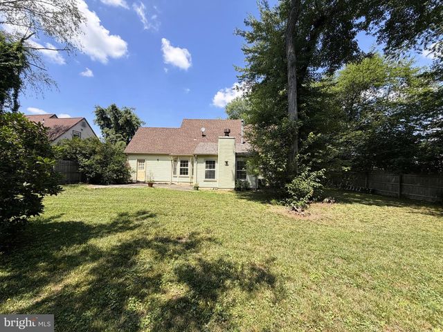 29 ARGYLE AVE, Blackwood, NJ 08012