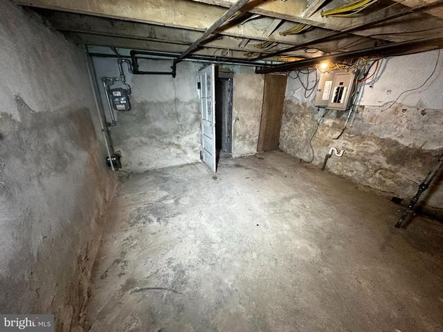 460 E MECHANIC ST, Philadelphia, PA 19144