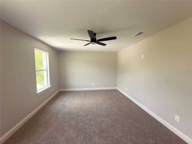402 Bellaire Circle, Mineral Wells, TX 76067