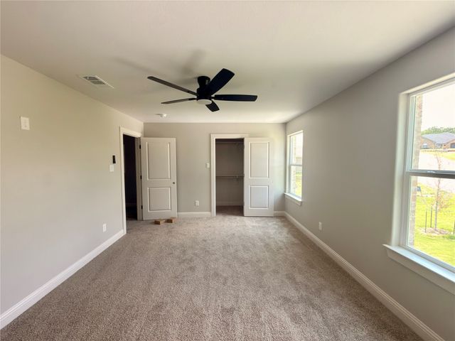 402 Bellaire Circle, Mineral Wells, TX 76067