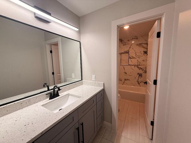 402 Bellaire Circle, Mineral Wells, TX 76067