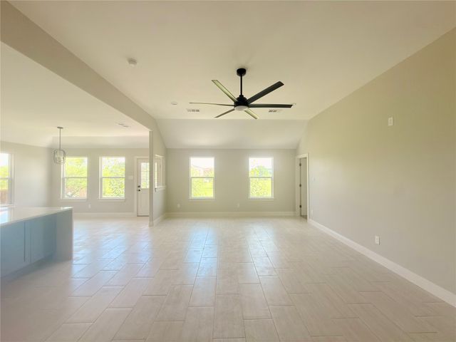 402 Bellaire Circle, Mineral Wells, TX 76067
